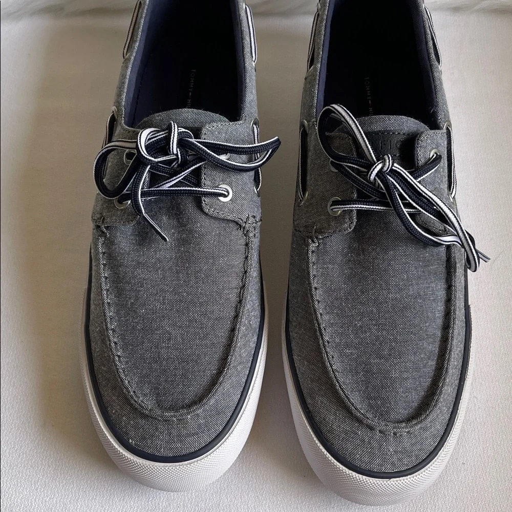 Tommy Hilfiger PETES Lace Up Shoes Size 11. Brand New Without box.